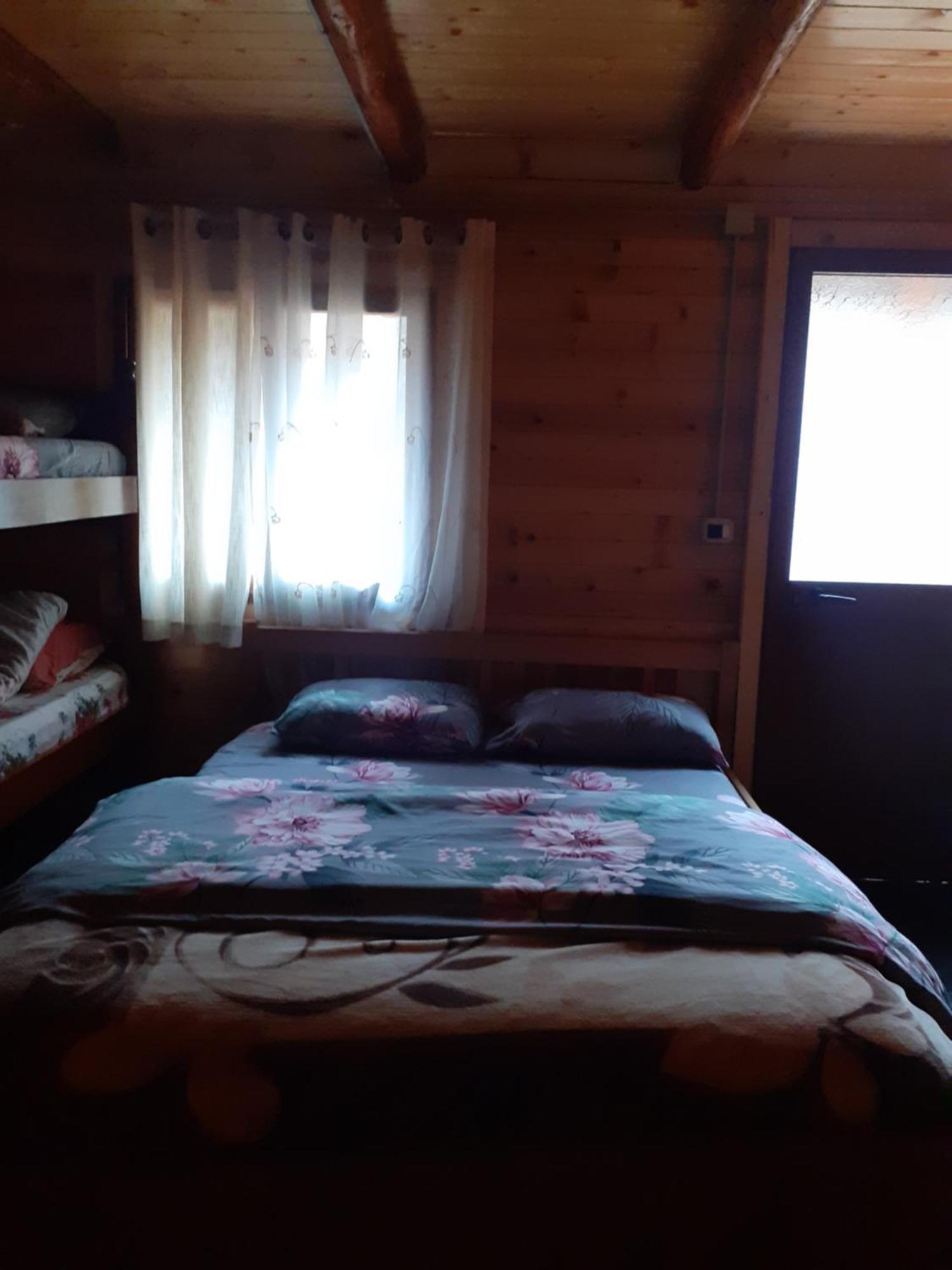 Guesthouse Dioni Valbone Exterior photo