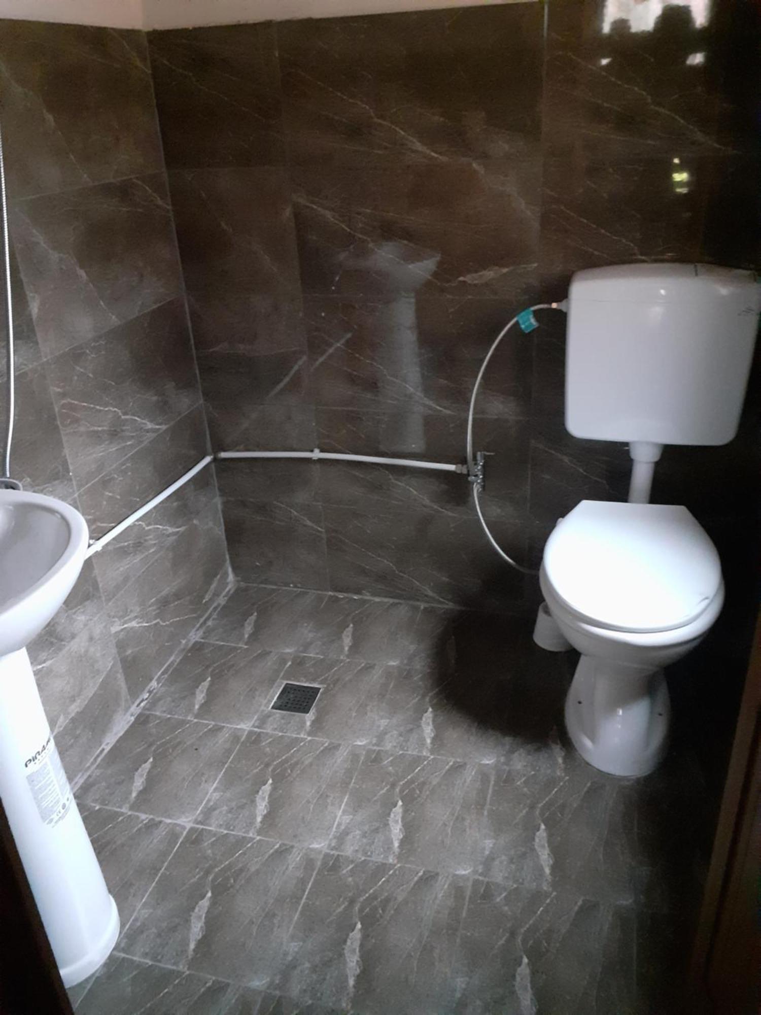 Guesthouse Dioni Valbone Exterior photo